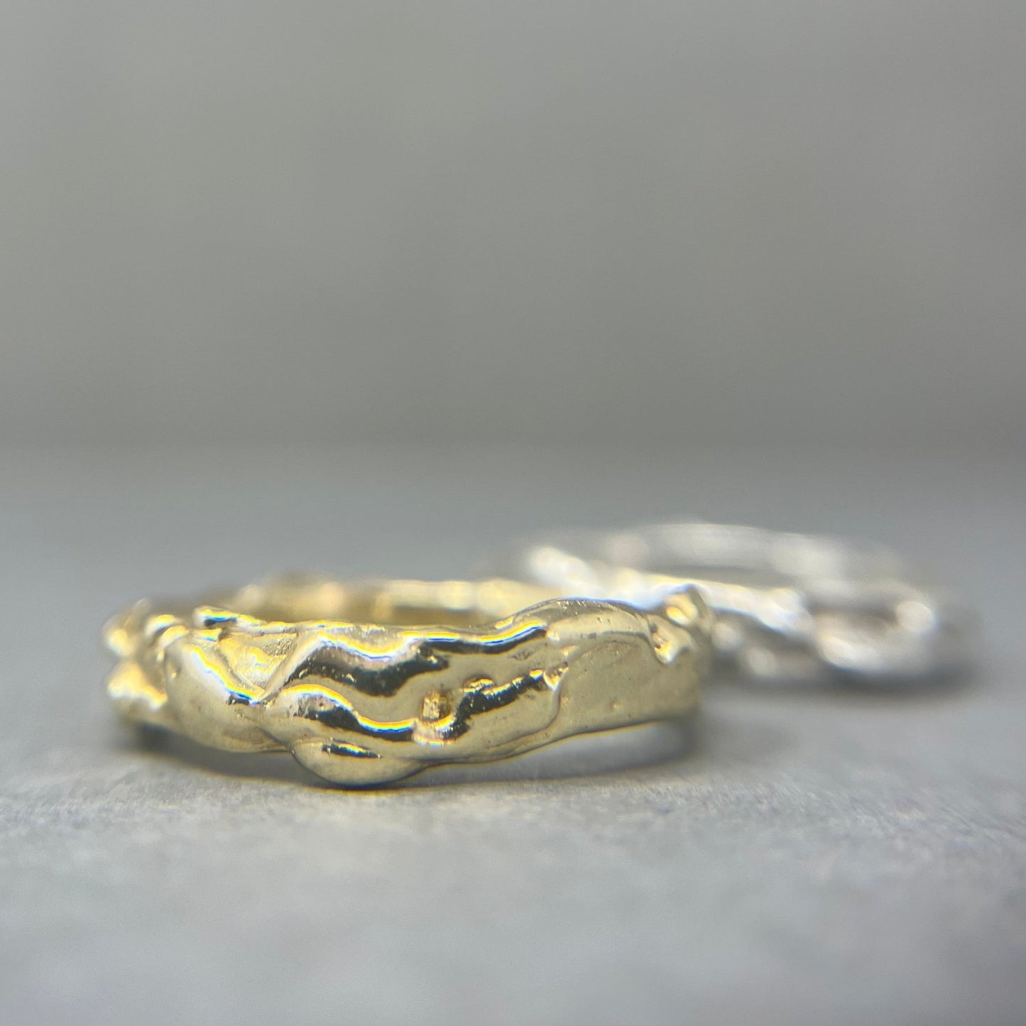 4mm Molten Gold Wedding Ring - Emily Lisbeth Jewellery