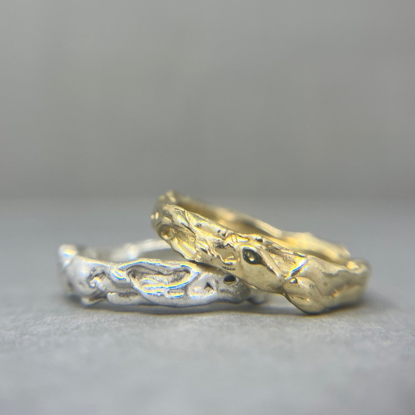 4mm Molten Gold Wedding Ring - Emily Lisbeth Jewellery