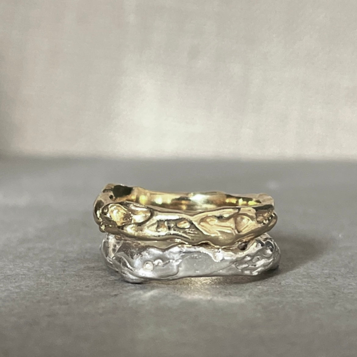 4mm Molten Gold Wedding Ring - Emily Lisbeth Jewellery