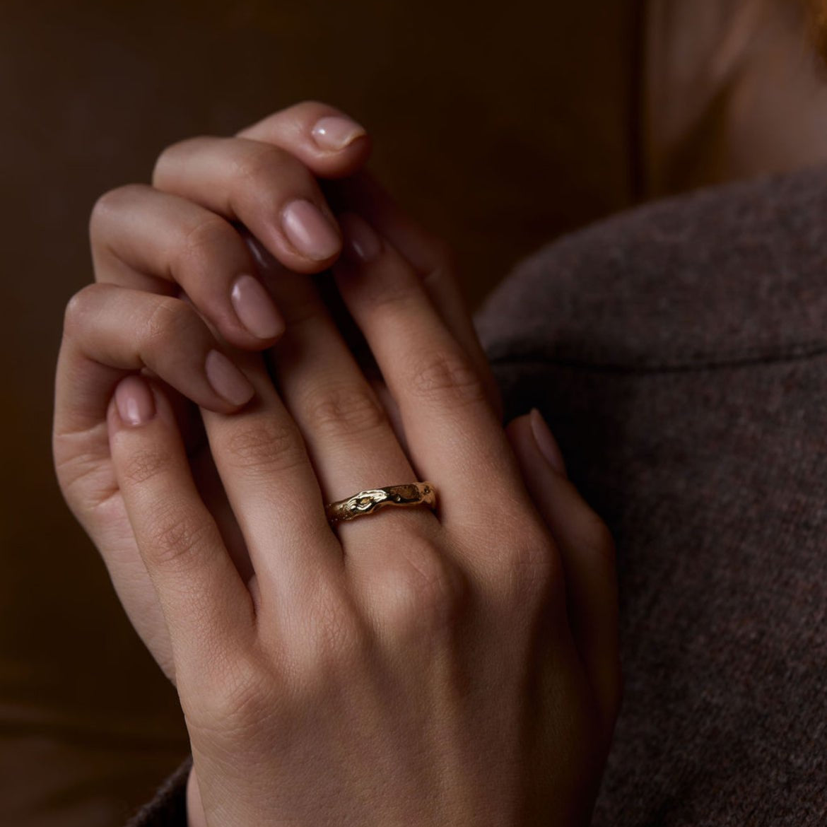 4mm Molten Gold Wedding Ring - Emily Lisbeth Jewellery