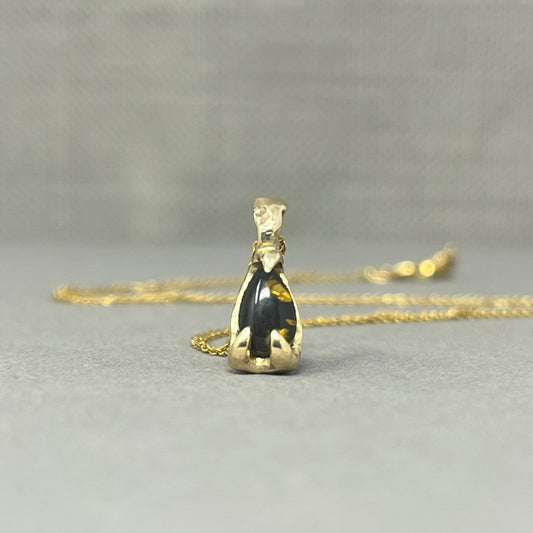 9ct Gold Molten Amber Necklace - Emily Lisbeth Jewellery