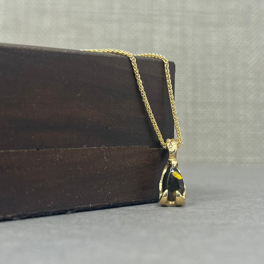 9ct Gold Molten Amber Pendant - Emily Lisbeth Jewellery