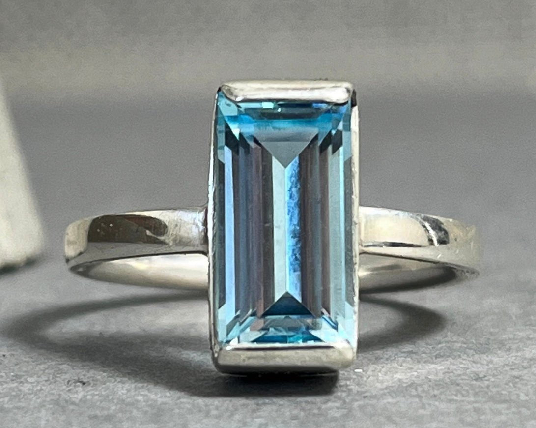 Baguette Topaz Cocktail Ring - Emily Lisbeth Jewellery