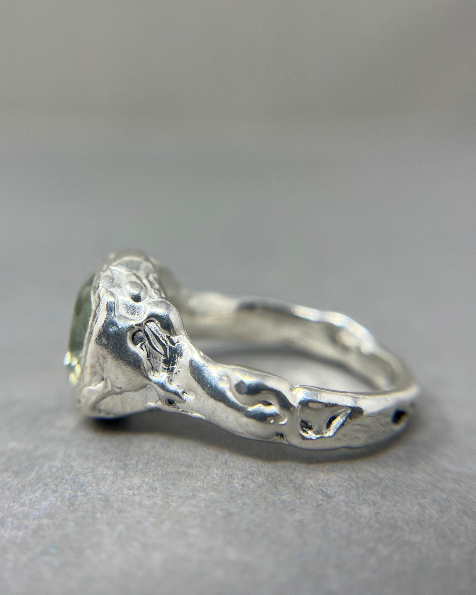 Pale Green Quartz Molten Ring - Emily Lisbeth Jewellery