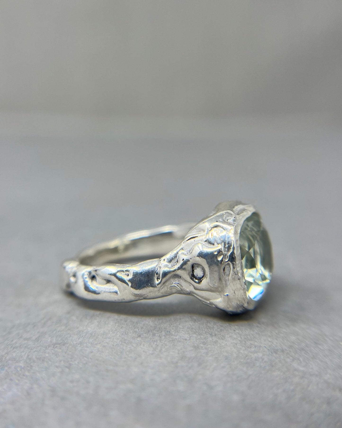 Pale Green Quartz Molten Ring - Emily Lisbeth Jewellery