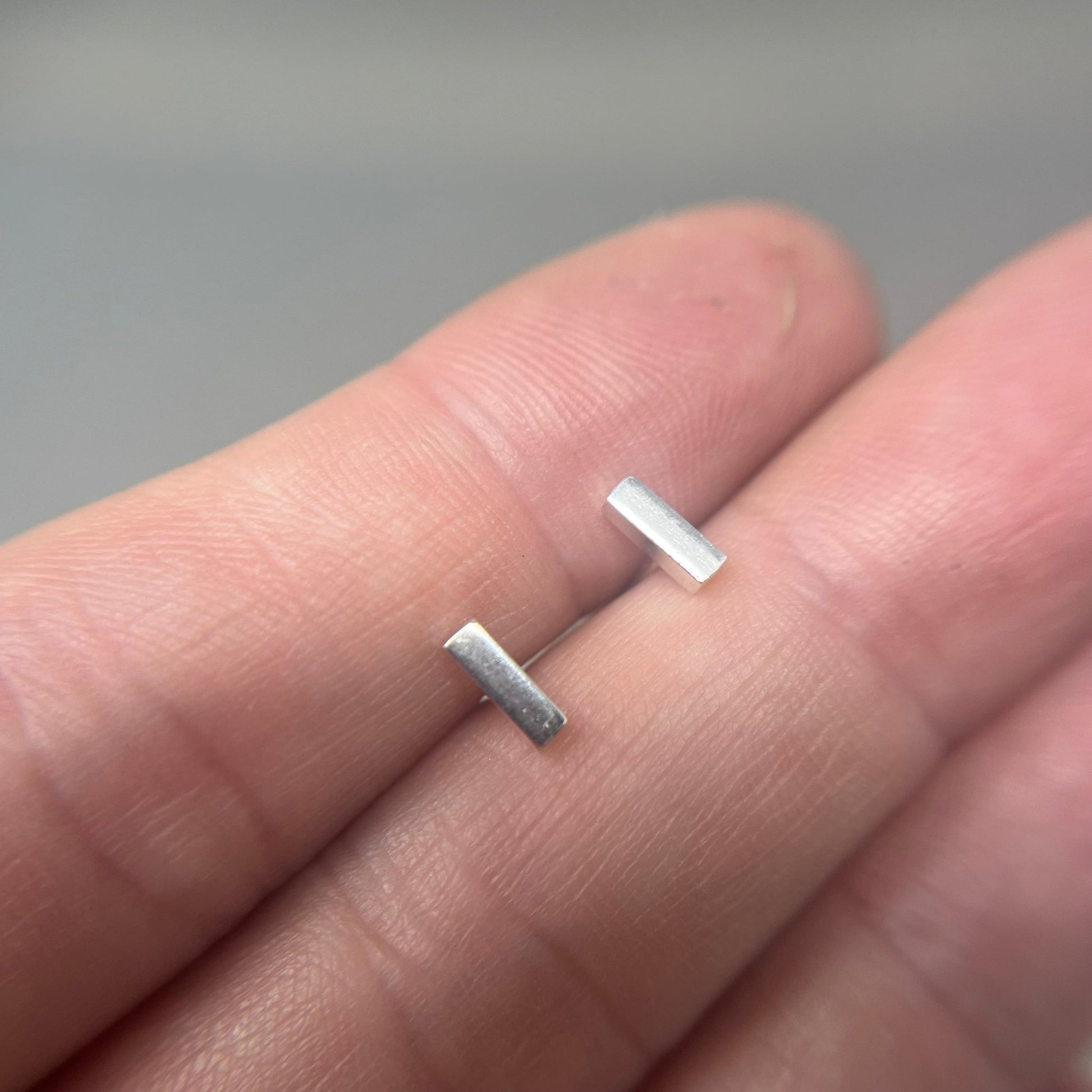 Silver Minimalist Plain Bar Studs - Emily Lisbeth Jewellery