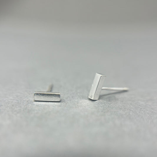 Silver Minimalist Plain Bar Studs - Emily Lisbeth Jewellery