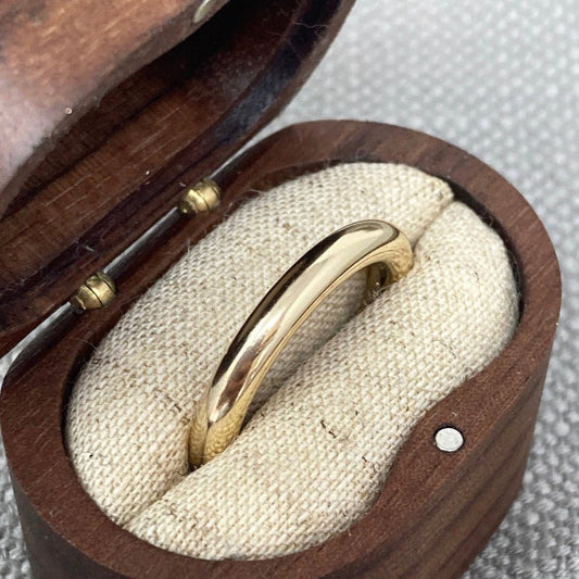 Traditional D - Shaped Wedding Ring - Emily Lisbeth Jewellery