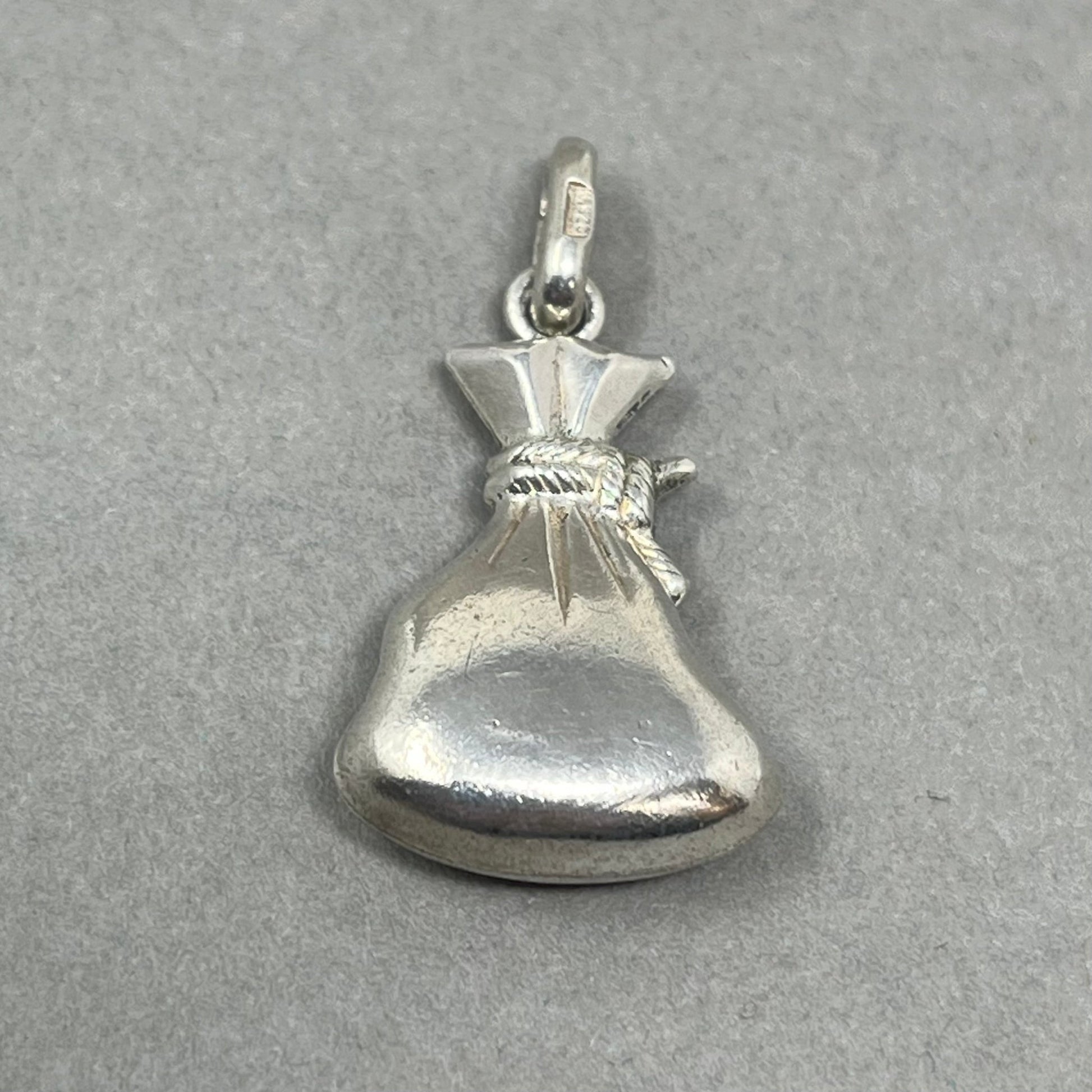 Vintage 1960's Silver Money Bag Charm - Emily Lisbeth Jewellery